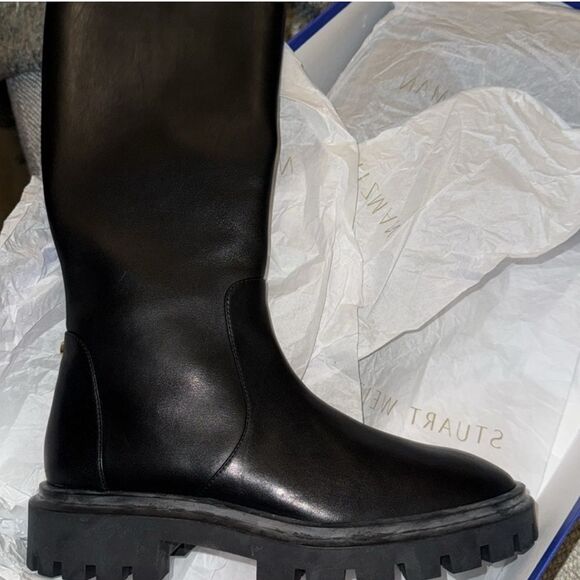 Stuart Weitzman
850.00 NIB Women's Ultra Lug Boots 7B/ 37.5 BLACK - Picture 4 of 6